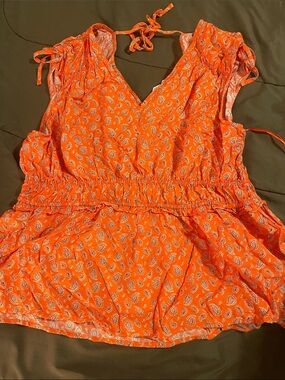 Women's Orange Paisley V-Neck Sleeveless Top